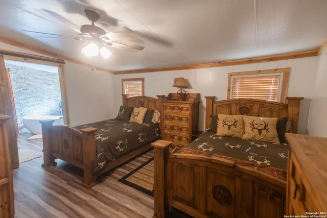 $4,850,000 | 1 Fm 334, Brackettville, TX 78832