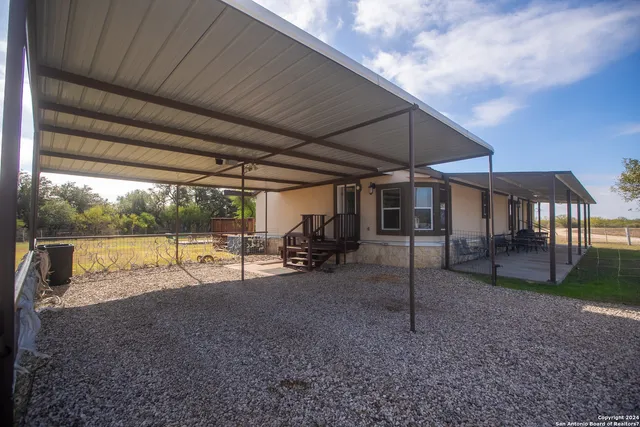 $4,850,000 | 1 Fm 334, Brackettville, TX 78832