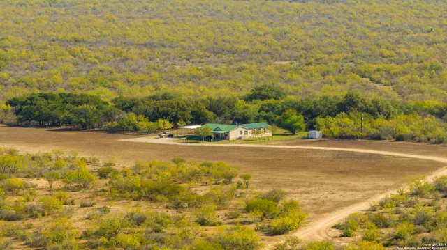 $4,850,000 | 1 Fm 334, Brackettville, TX 78832