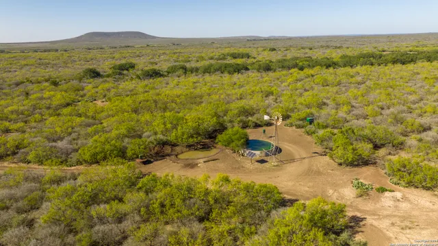 $4,850,000 | 1 Fm 334, Brackettville, TX 78832