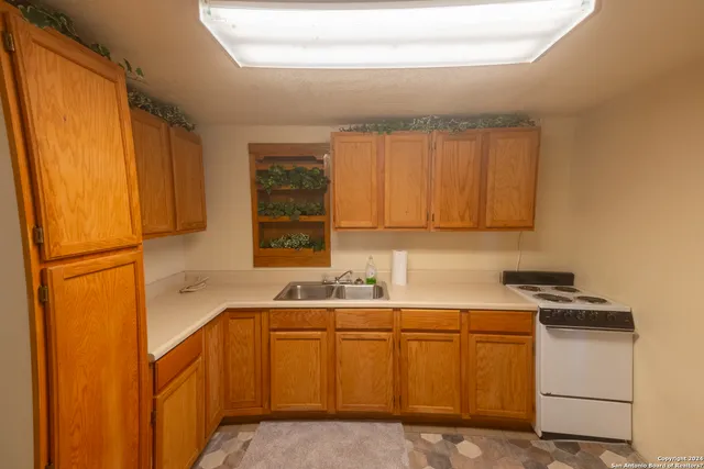 $4,850,000 | 1 Fm 334, Brackettville, TX 78832