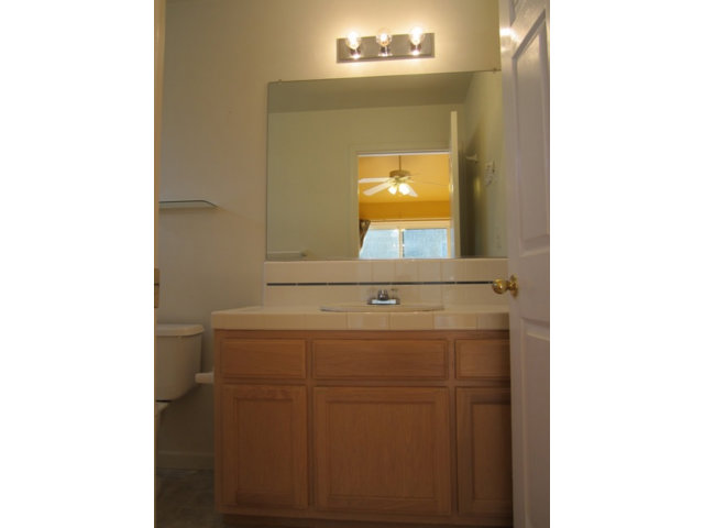 60 Clausen Road Watsonville, CA 95076 - Photo 8 of 20 Gallery Image 8
