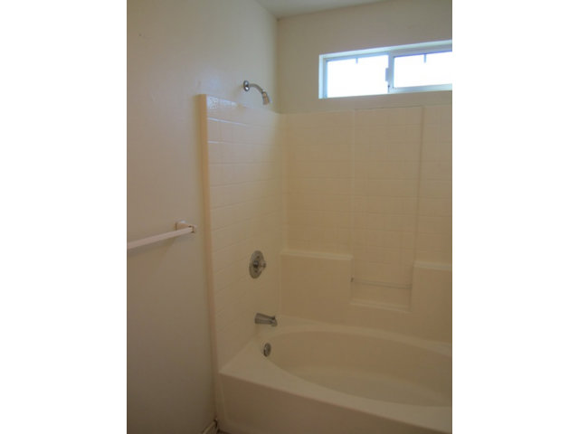 60 Clausen Road Watsonville, CA 95076 - Photo 9 of 20 Gallery Image 9