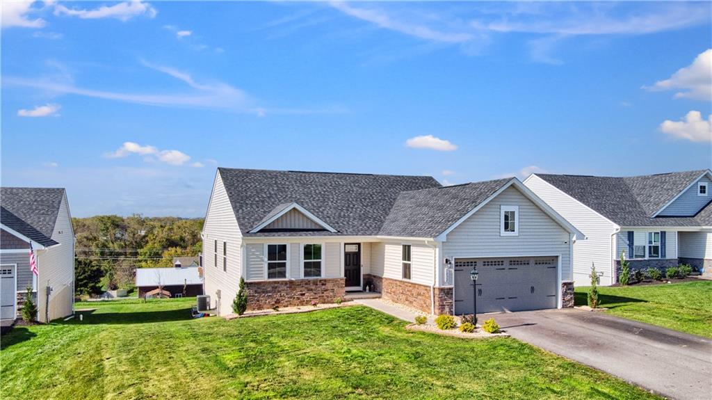 1032 Rohan Court Claridge, PA 15623 - Photo 2 of 25 Gallery Image 2