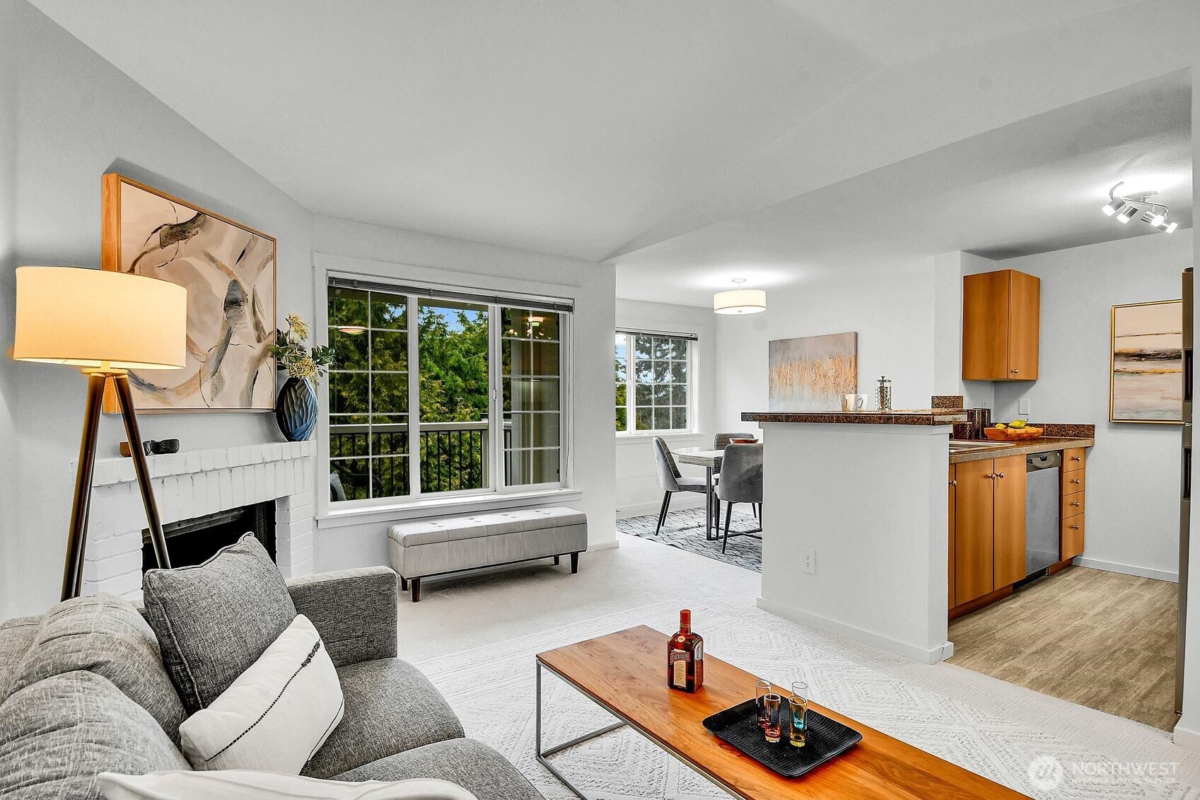 12404 East Gibson Road, Unit B304 Everett, WA 98204 - Photo 7 of 26