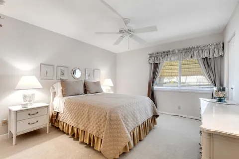 $148,900 | 122 Lake Pine Circle, Unit B1, Greenacres, FL 33463