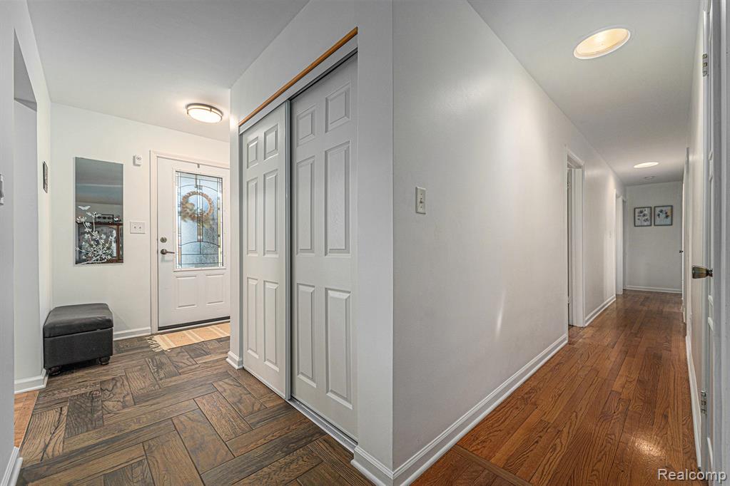 115 Boyken Road Rochester Hills, MI 48307 - Photo 11 of 30