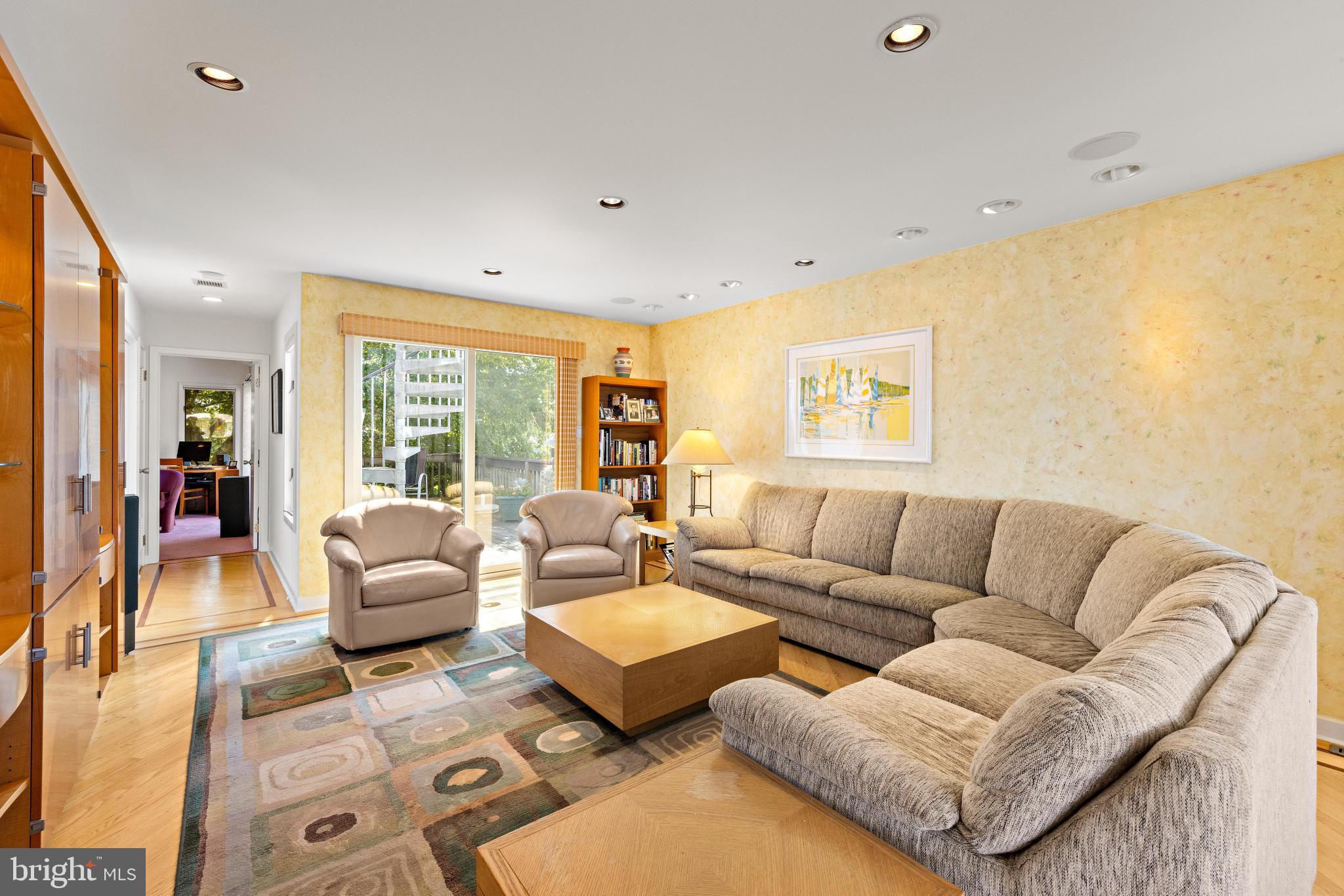 34 West 8th Street Barnegat Light, NJ 08006 - Photo 4 of 67