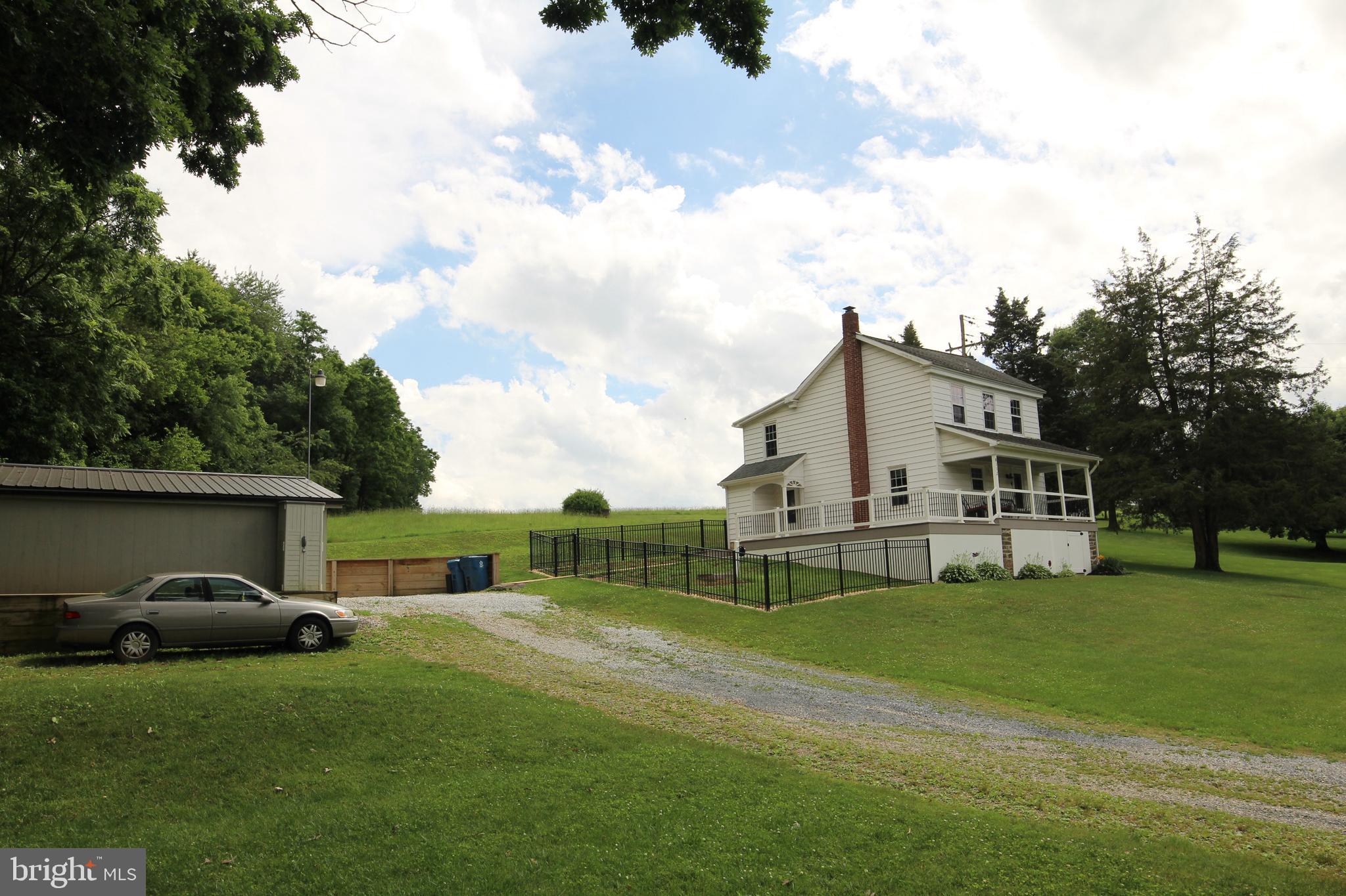 8132 Century Farms Road Felton, PA 17322 - Photo 5 of 56 Side View