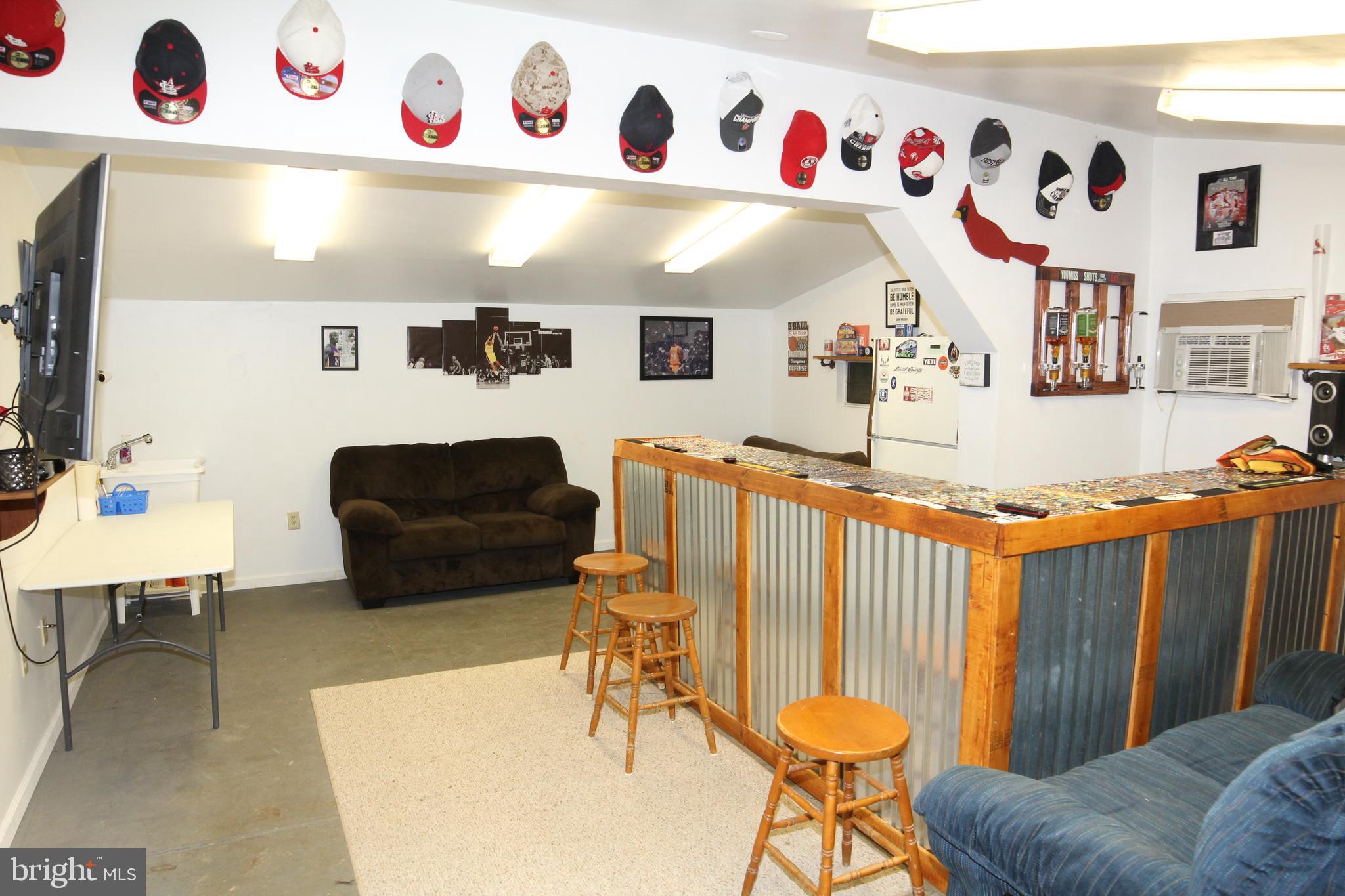 8132 Century Farms Road Felton, PA 17322 - Photo 53 of 56 Storage Shed Bar Area