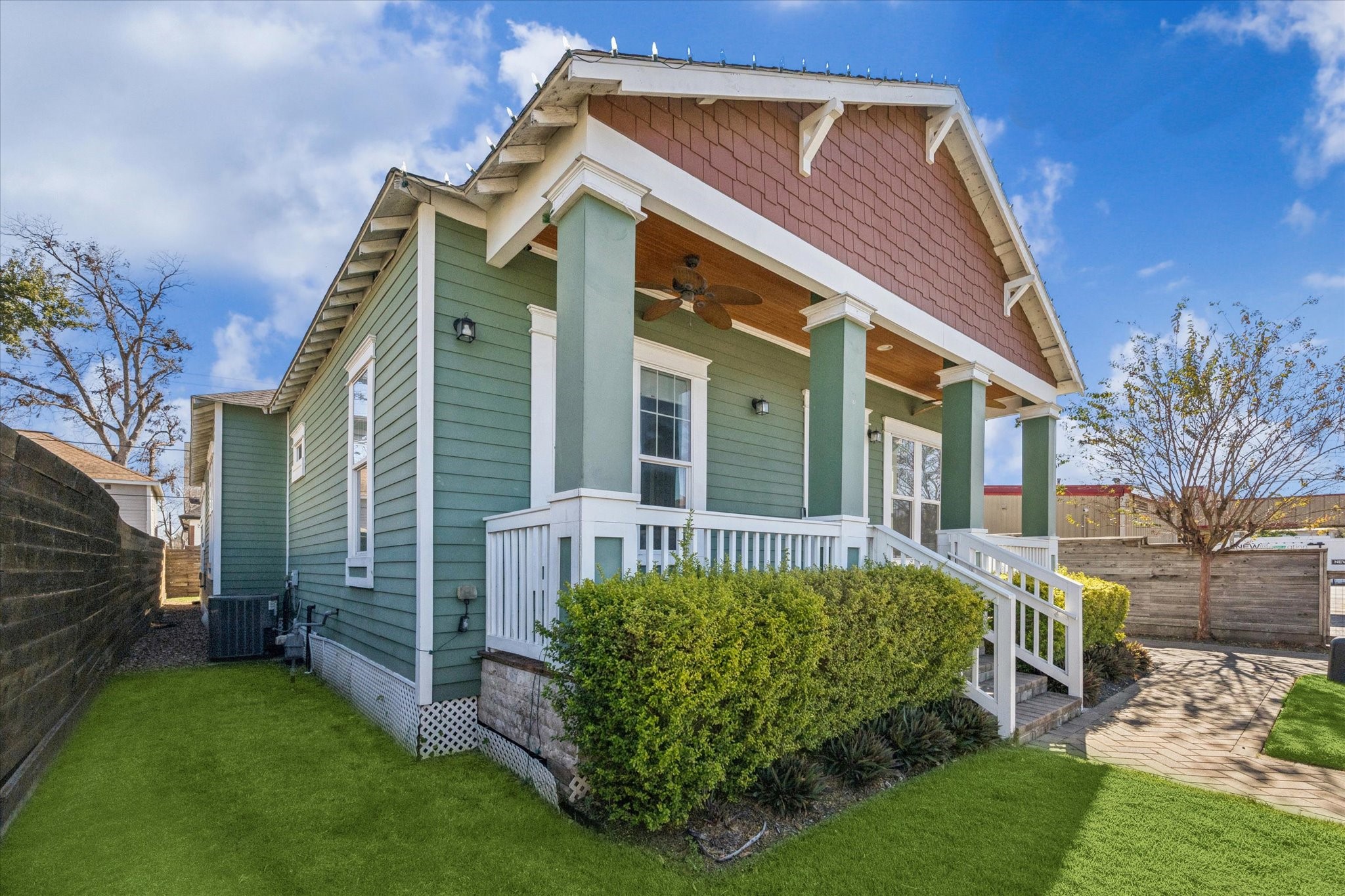 304 Walton Street Houston, TX 77009 - Photo 25 of 28 The front porch has nice ceiling fans for you to enjoy when sitting outside.