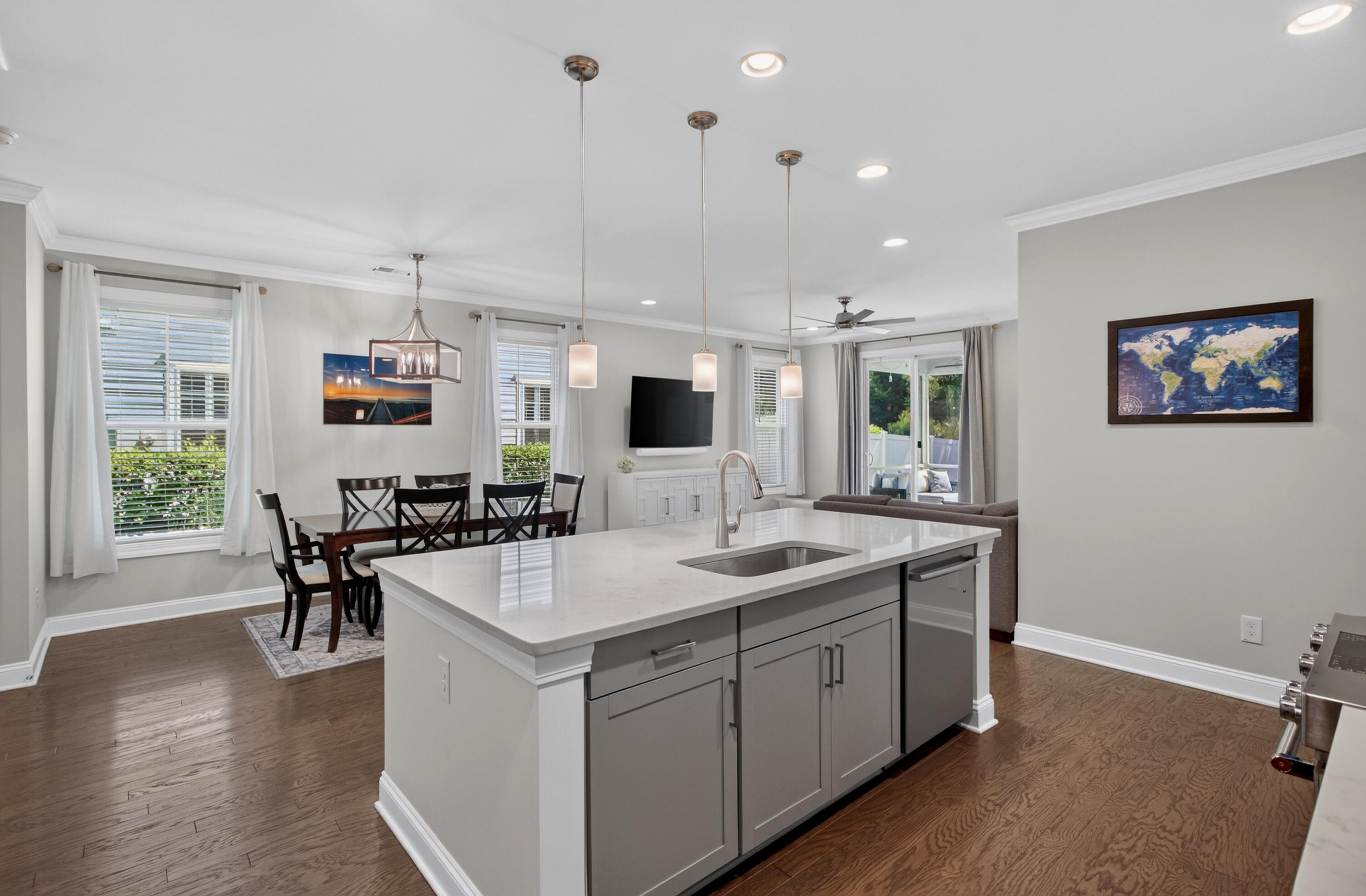 1634 Mermentau Street Mount Pleasant, SC 29466 - Photo 8 of 43 Lots of natural light