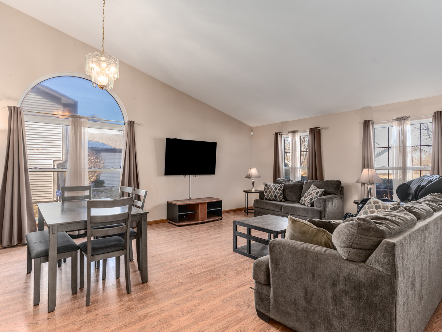 7202 Faxton Lane Plainfield, IL 60586 - Photo 2 of 24