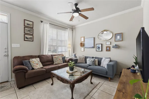 $279,900 | 326 Forest Drive, College Station, TX 77840