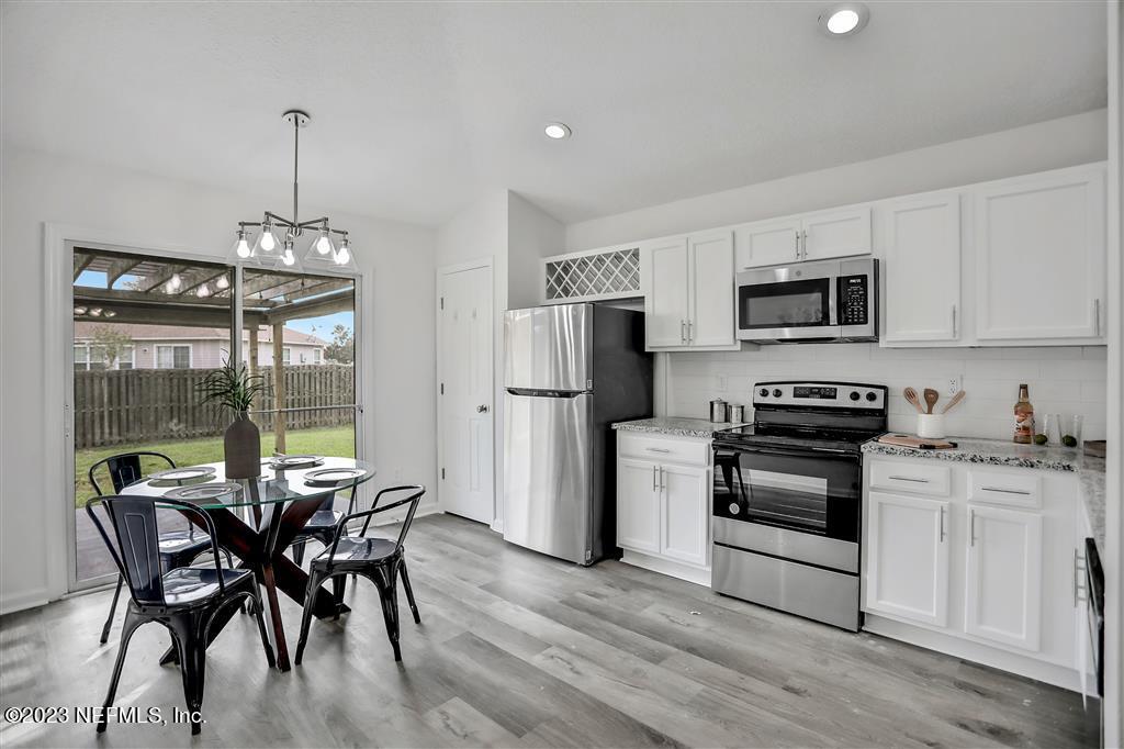 86459 Cartesian Pointe Drive Yulee, FL 32097 - Photo 2 of 28 163596lj9a9516_163596_S