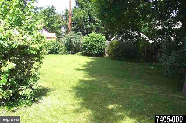 705 Gunnison Road York, PA 17404 - Photo 4 of 9