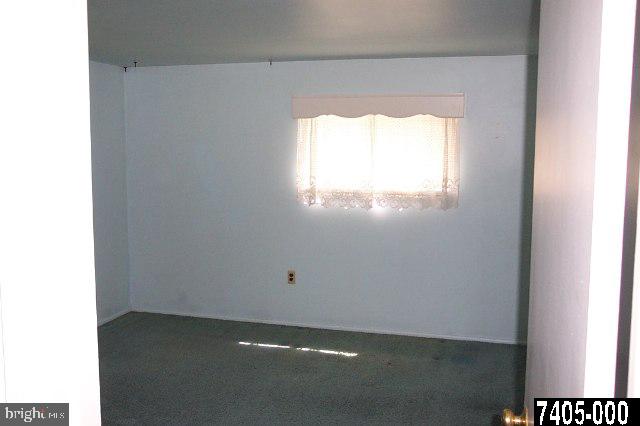 705 Gunnison Road York, PA 17404 - Photo 8 of 9