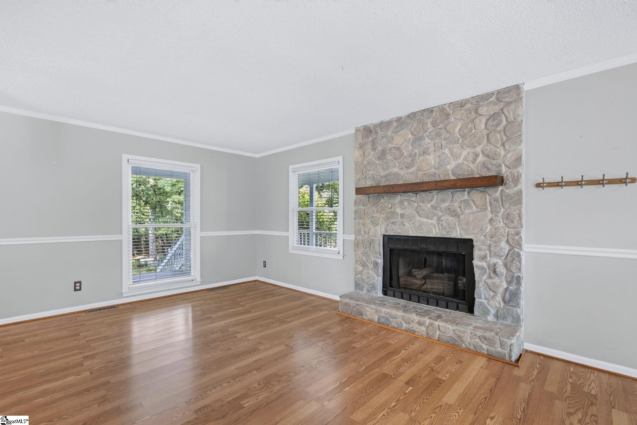 1911 Sitton Hill Road Easley, SC 29642 - Photo 5 of 41