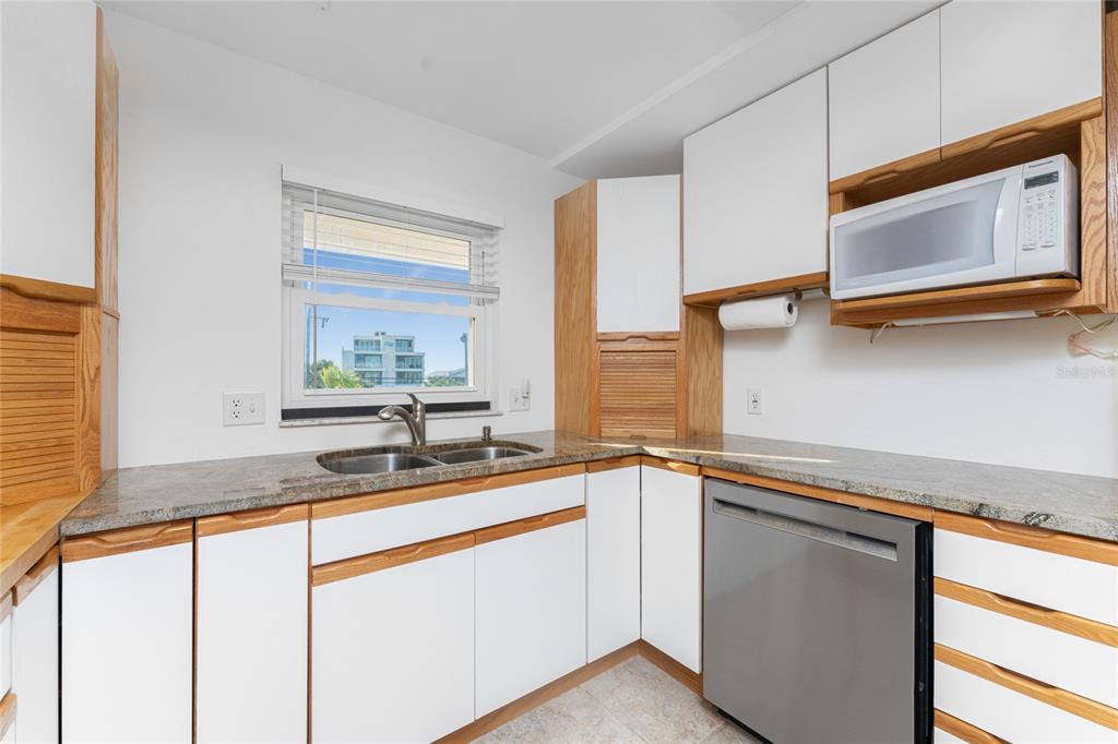 2700 North Beach Road, Unit D203 Englewood, FL 34223 - Photo 20 of 64