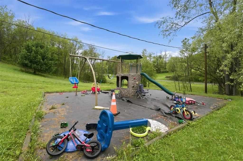 795 Geidel Road Ford City, PA 16226 - Photo 33 of 35 a view of outdoor space