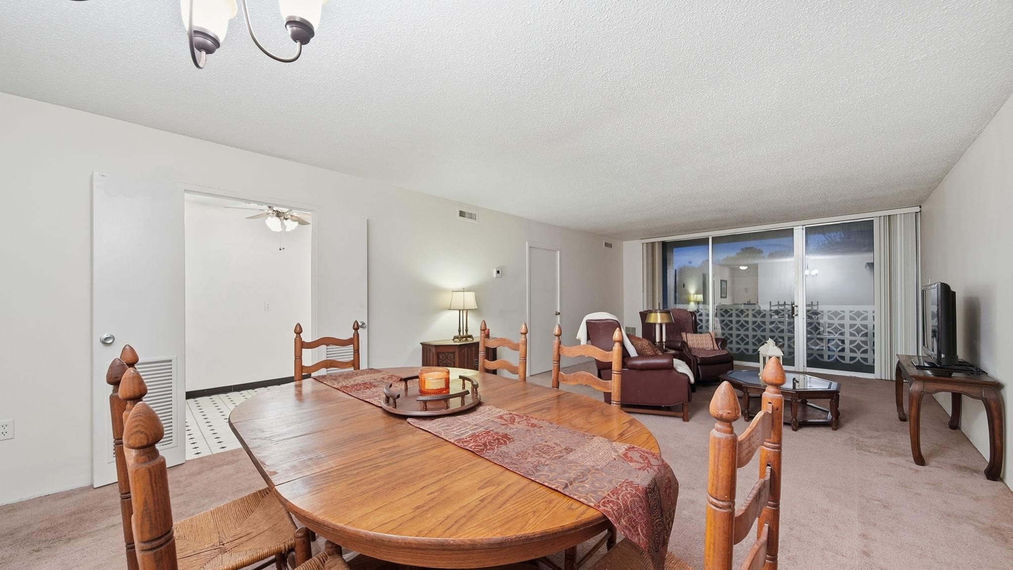 3080 Walnut Grove Road, Unit 404 Memphis, TN 38111 - Photo 15 of 31 Gallery Image 15