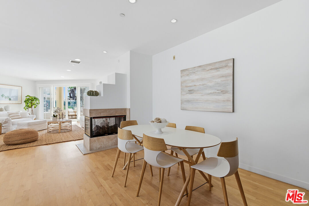 7301 Vista Del Mar, Unit 16 Playa del Rey, CA 90293 - Photo 3 of 36