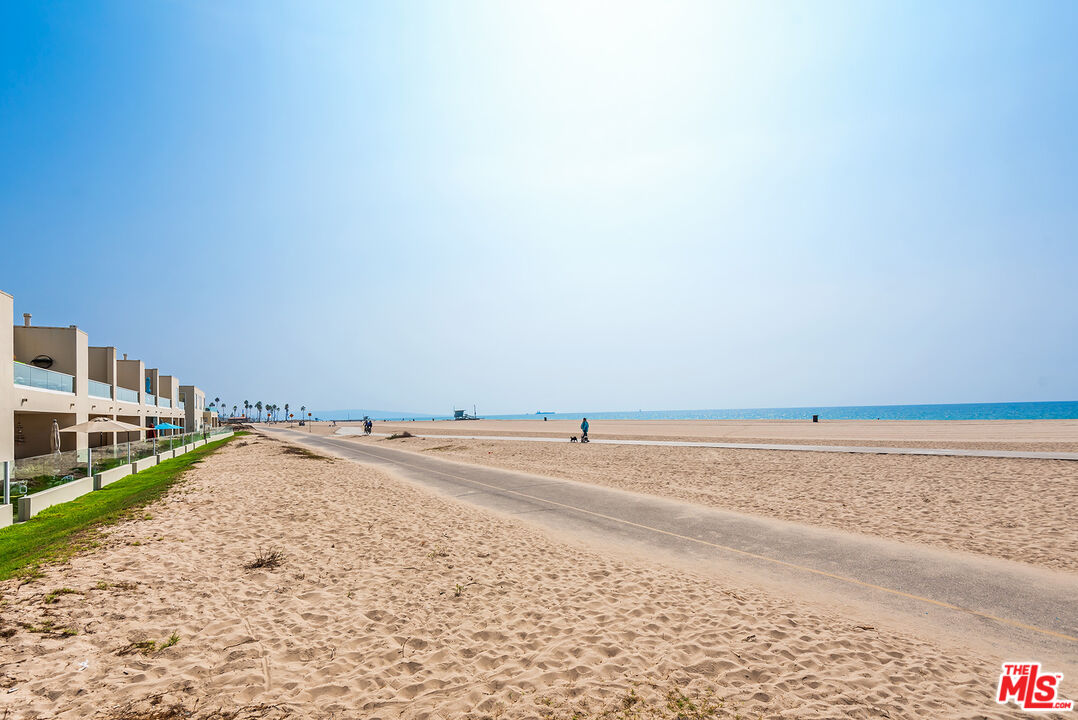 7301 Vista Del Mar, Unit 16 Playa del Rey, CA 90293 - Photo 34 of 36