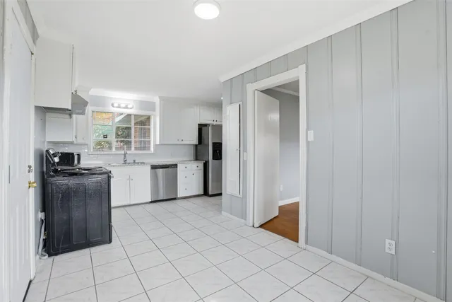 $1,900 | 3917 Anita Street, Houston, TX 77004