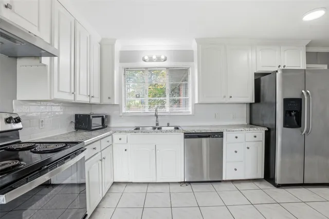 $1,900 | 3917 Anita Street, Houston, TX 77004