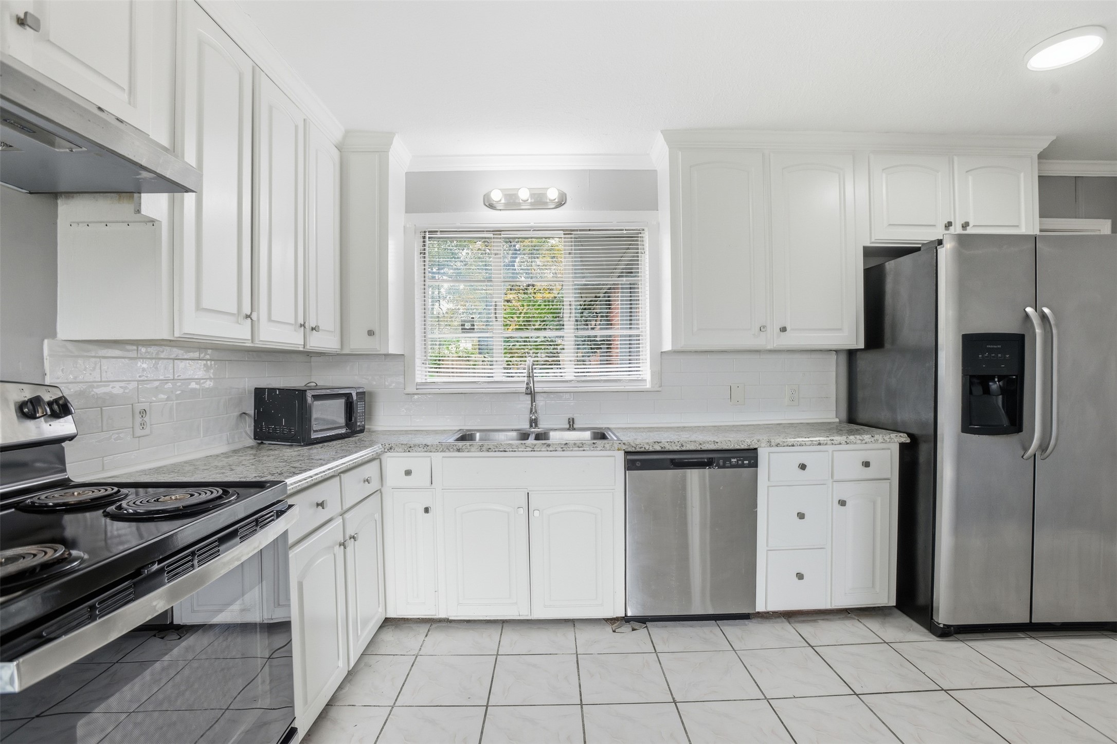 3917 Anita Street Houston, TX 77004 - Photo 13 of 29