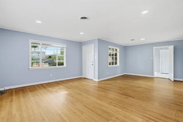 $1,900 | 3917 Anita Street, Houston, TX 77004