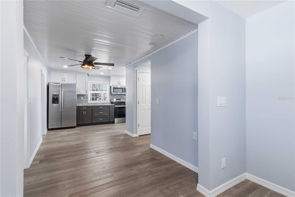 607 Manatee Avenue Ellenton, FL 34222 - Photo 14 of 55