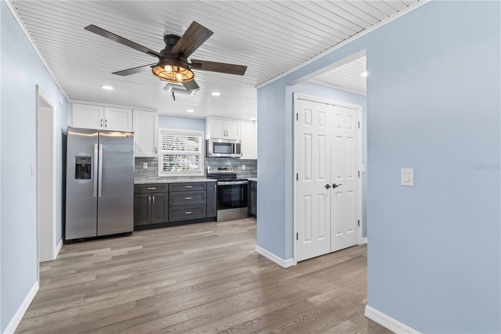 607 Manatee Avenue Ellenton, FL 34222 - Photo 15 of 55