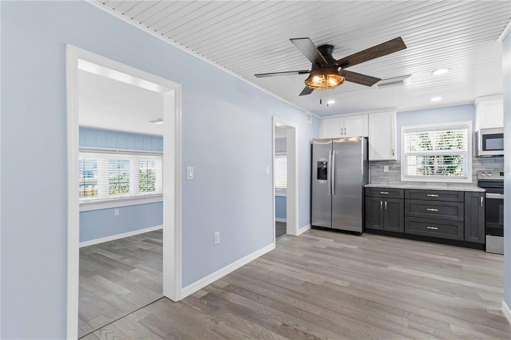 607 Manatee Avenue Ellenton, FL 34222 - Photo 16 of 55