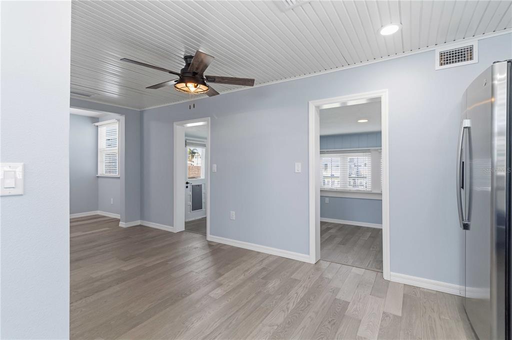 607 Manatee Avenue Ellenton, FL 34222 - Photo 20 of 55