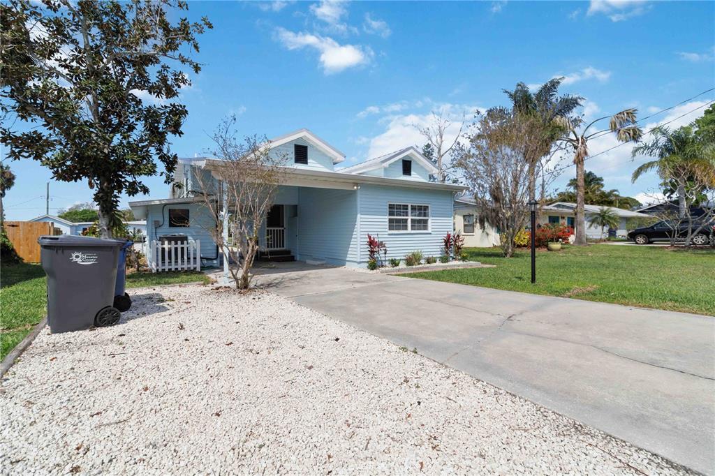 607 Manatee Avenue Ellenton, FL 34222 - Photo 4 of 55