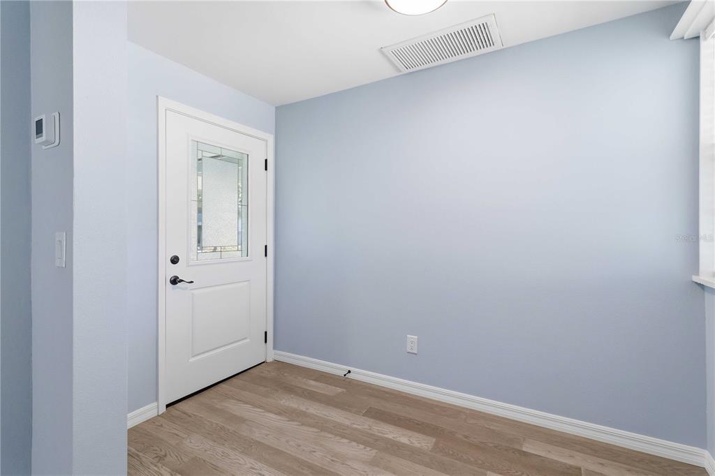 607 Manatee Avenue Ellenton, FL 34222 - Photo 6 of 55