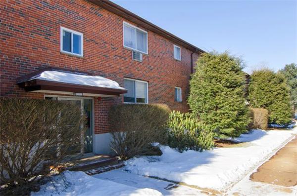 46 Bryon Road, Unit 5 Chestnut Hill, MA 02467 - Photo 6 of 9