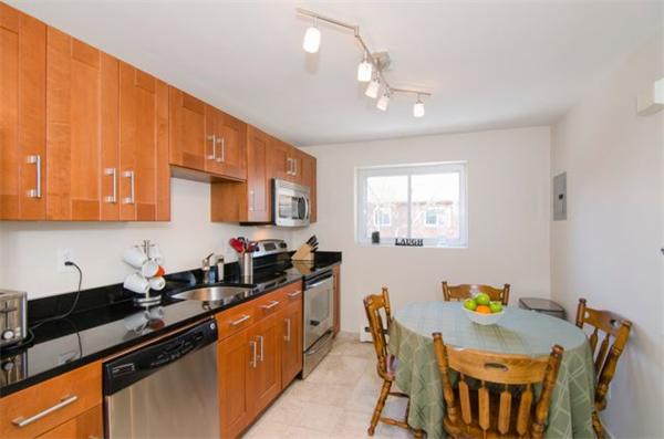 46 Bryon Road, Unit 5 Chestnut Hill, MA 02467 - Photo 7 of 9