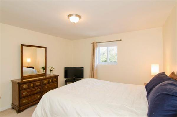 46 Bryon Road, Unit 5 Chestnut Hill, MA 02467 - Photo 9 of 9