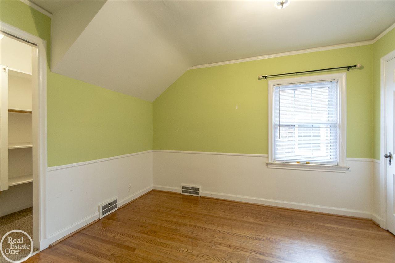429 Moran Road Grosse Pointe Farms, MI 48236 - Photo 31 of 60