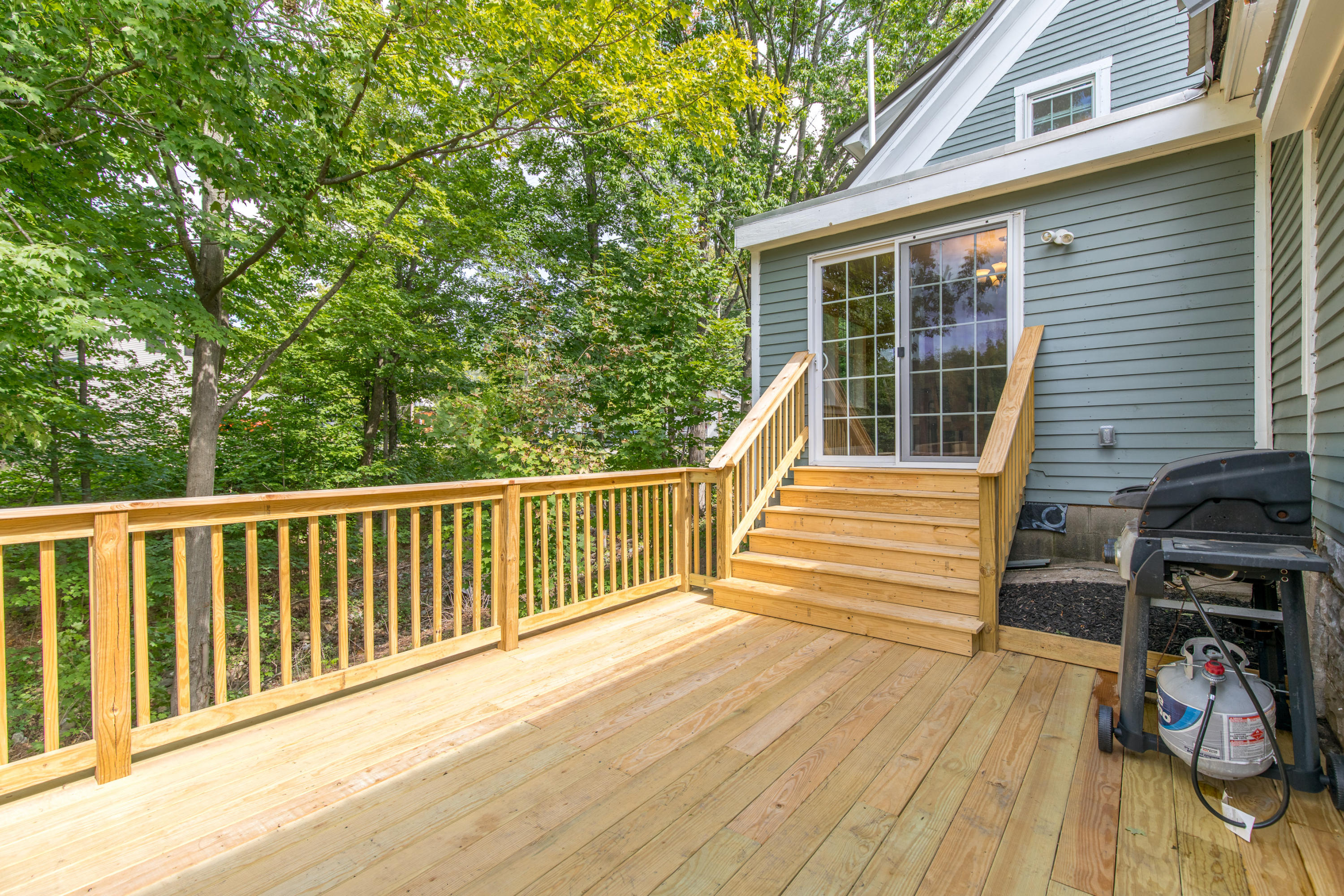 85 Pleasant Street Springvale, ME 04083 - Photo 39 of 72 85 Pleasant Street Springvale-44