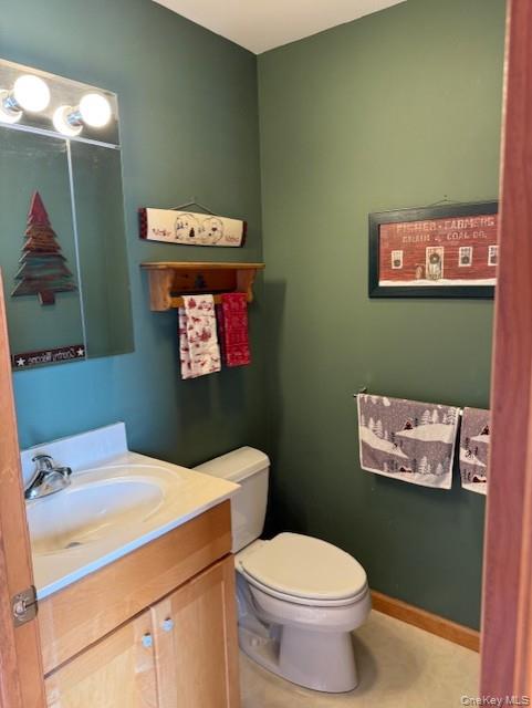 4 Grapevine Place Poughkeepsie, NY 12603 - Photo 14 of 31 a bathroom with a toilet and a sink