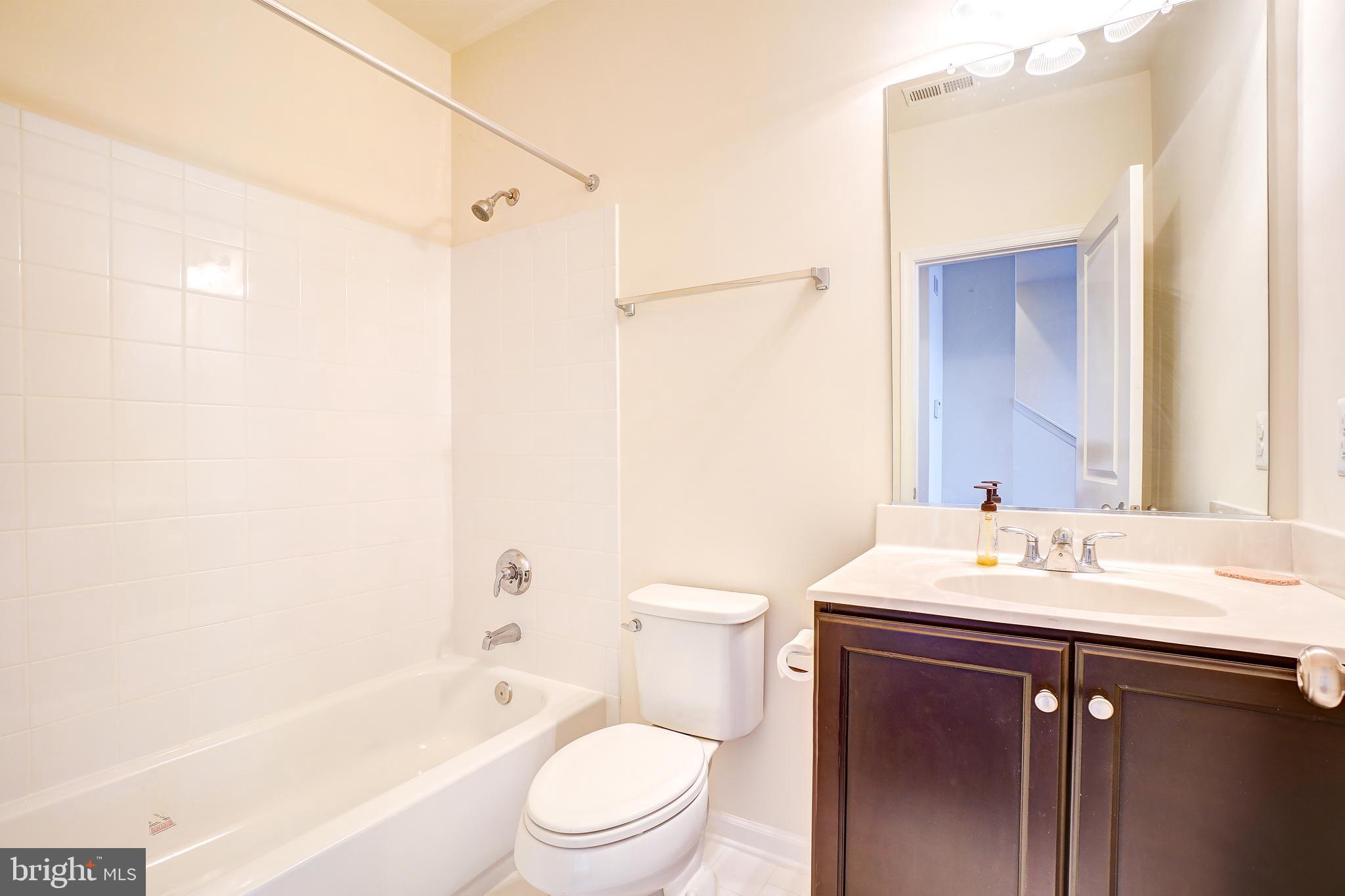 23691 Turtle Point Terrace Ashburn, VA 20148 - Photo 9 of 48