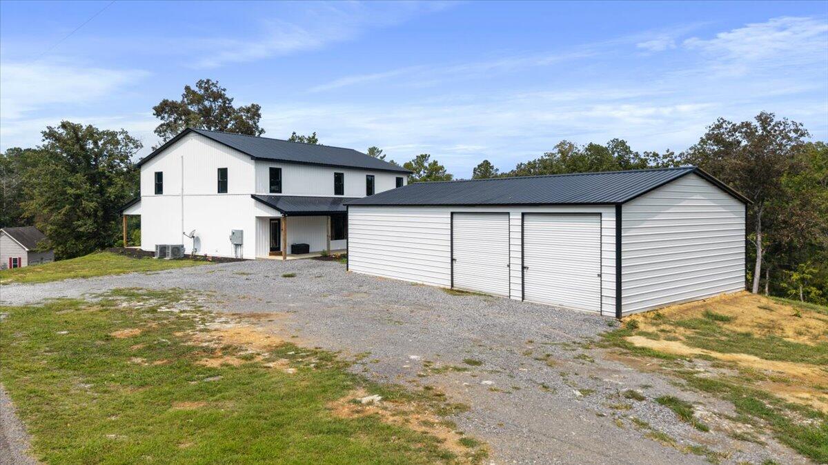 132 Hiwassee Drive Decatur, TN 37322 - Photo 47 of 63 47-DJI_20250906012425_0902_D