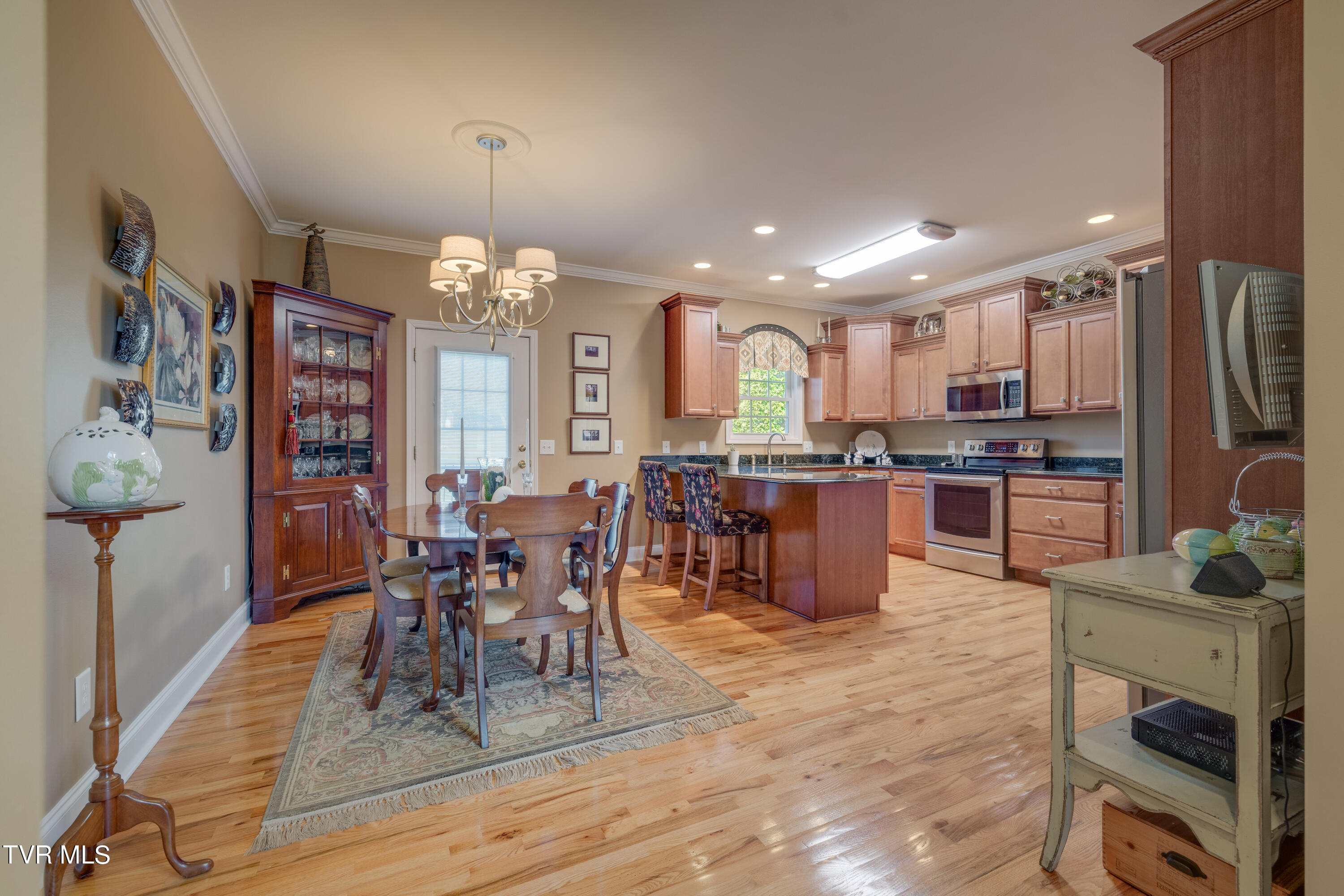 1700 Cooks Valley Road Kingsport, TN 37664 - Photo 17 of 51 017