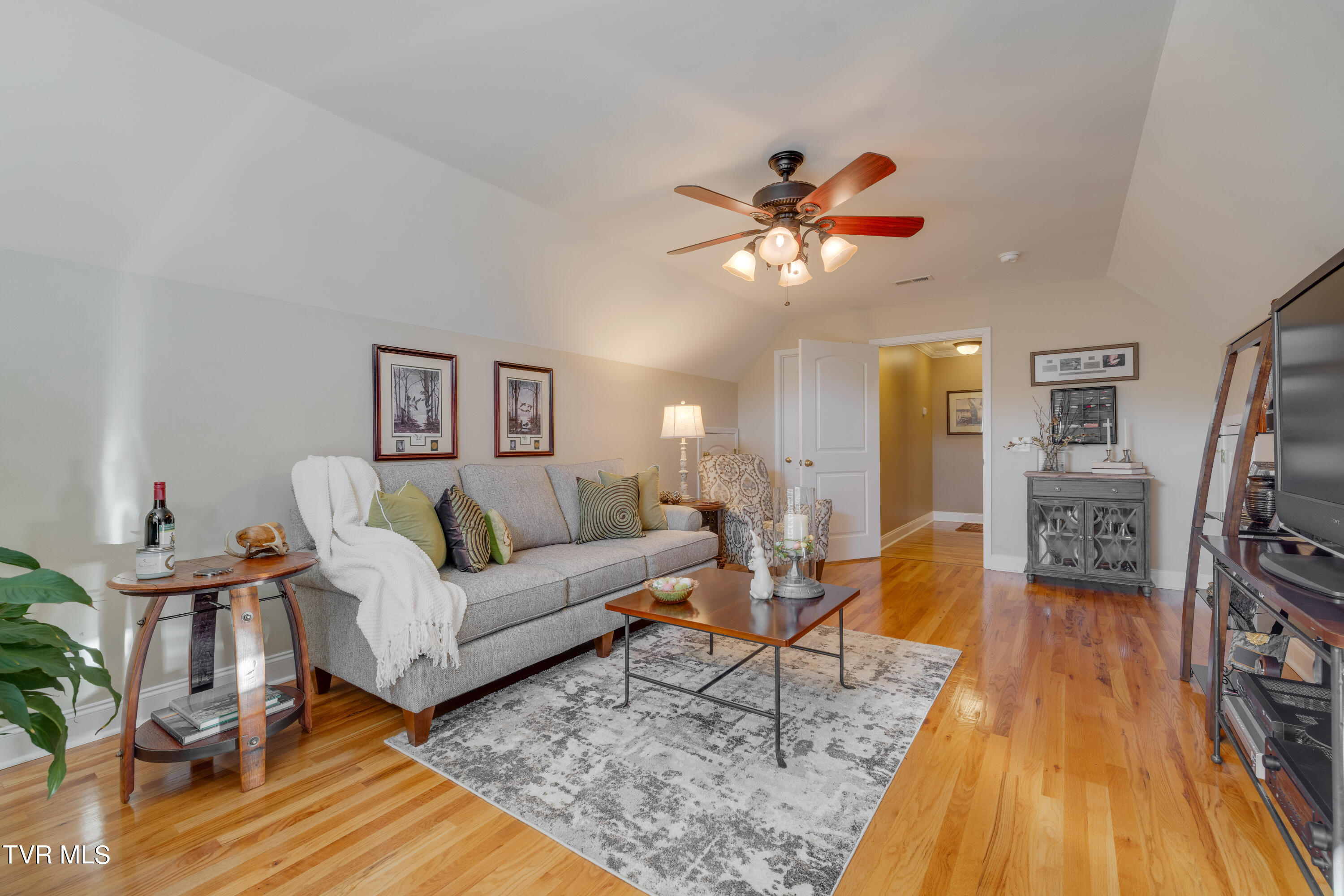 1700 Cooks Valley Road Kingsport, TN 37664 - Photo 28 of 51 028