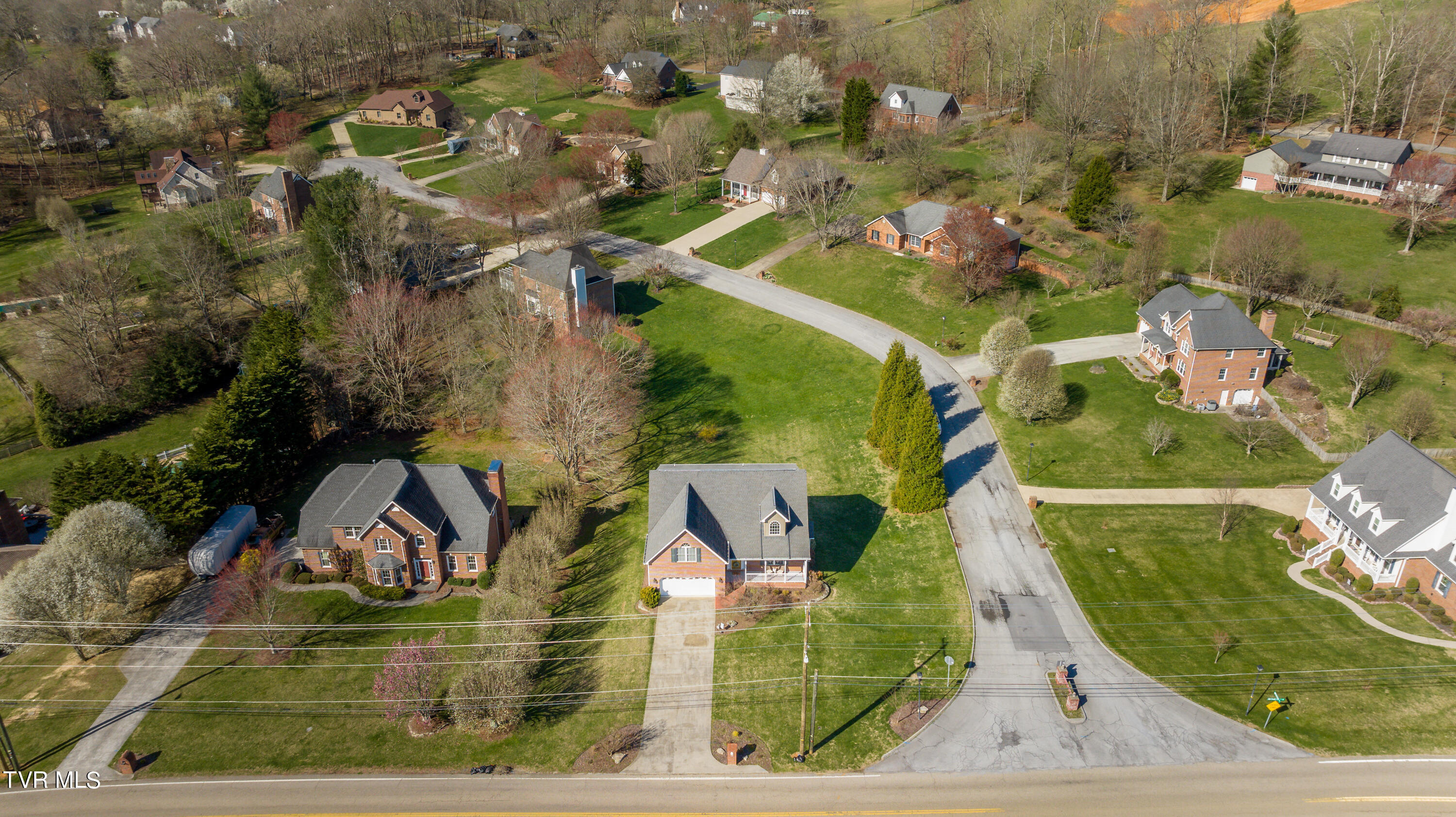 1700 Cooks Valley Road Kingsport, TN 37664 - Photo 48 of 51 048