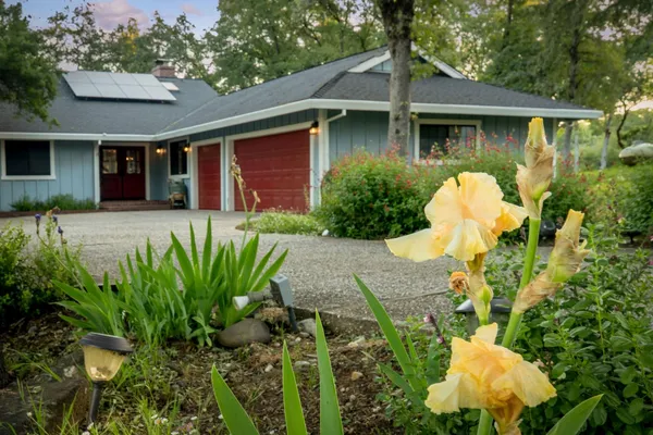 $585,000 | 19048 Swallow Way, Penn Valley, CA 95946