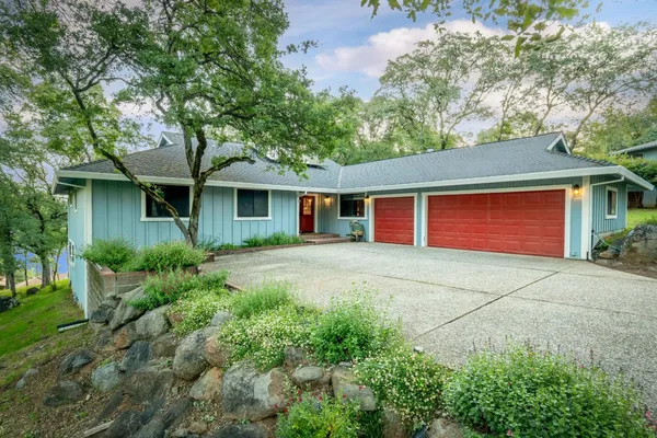 $585,000 | 19048 Swallow Way, Penn Valley, CA 95946